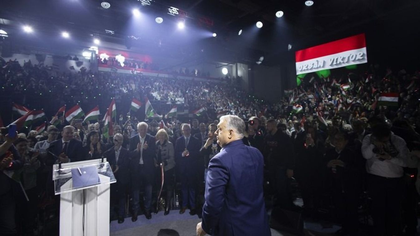 Hárompontos kiáltványt tett közzé Orbán Viktor