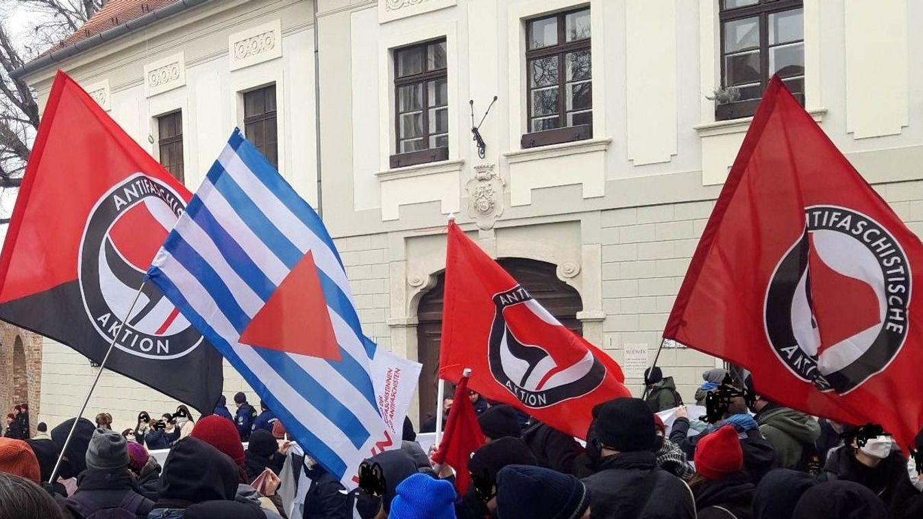 Jóváhagyta a Kúria az antifa tüntetés betiltását - a szélsőjobb sem demonstrálhat