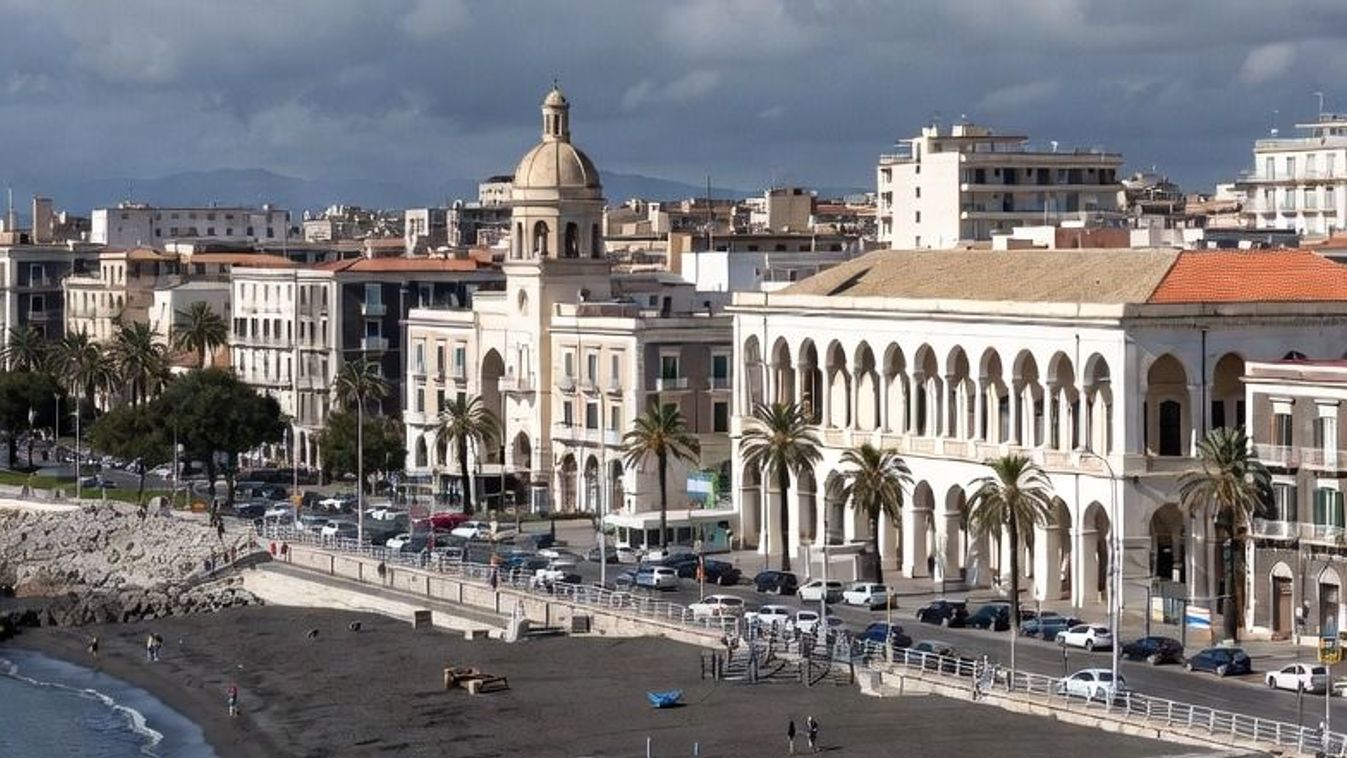 Magyar turistanőket szexuálisan bántalmazó migránsok felett ítélkeznek a cataniai bíróságon