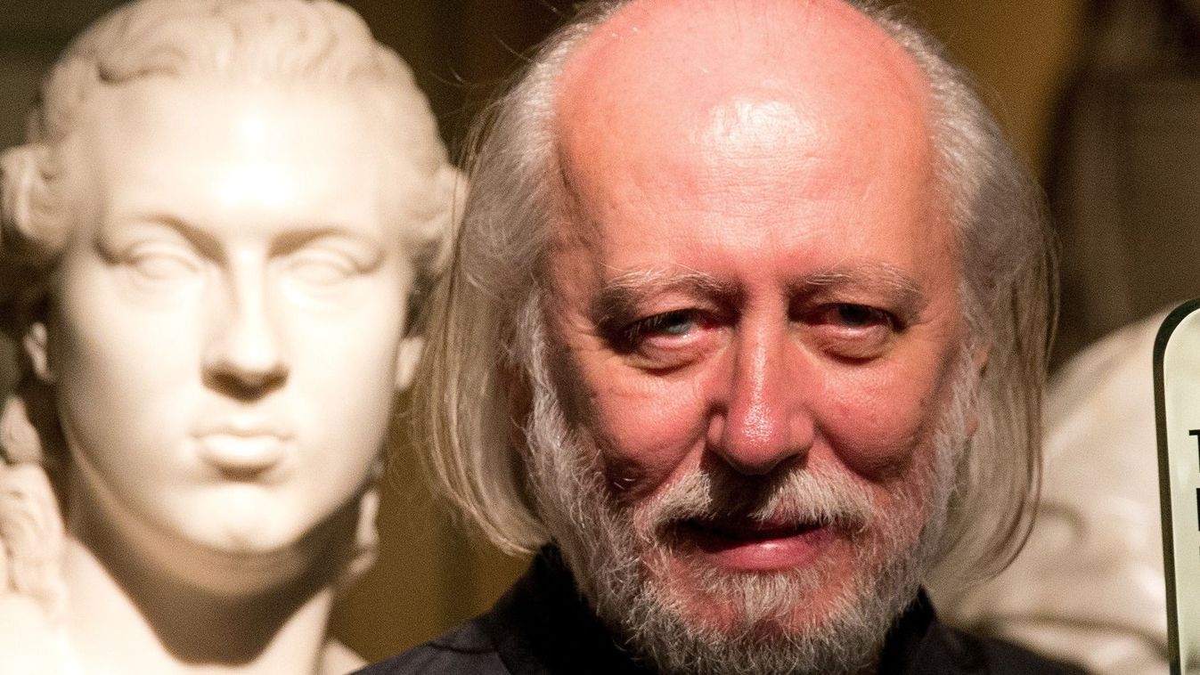 A Fidesz győzelme esetére Krasznahorkai menekülésre buzdít az országból