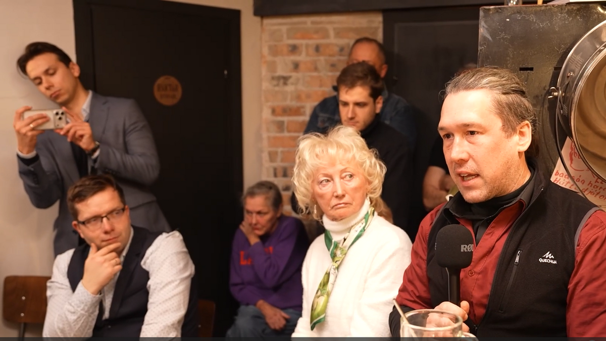 Nagy János olvasóink-nézőink kérdéseire is válaszolt az R56 Gasztrosörözőben.