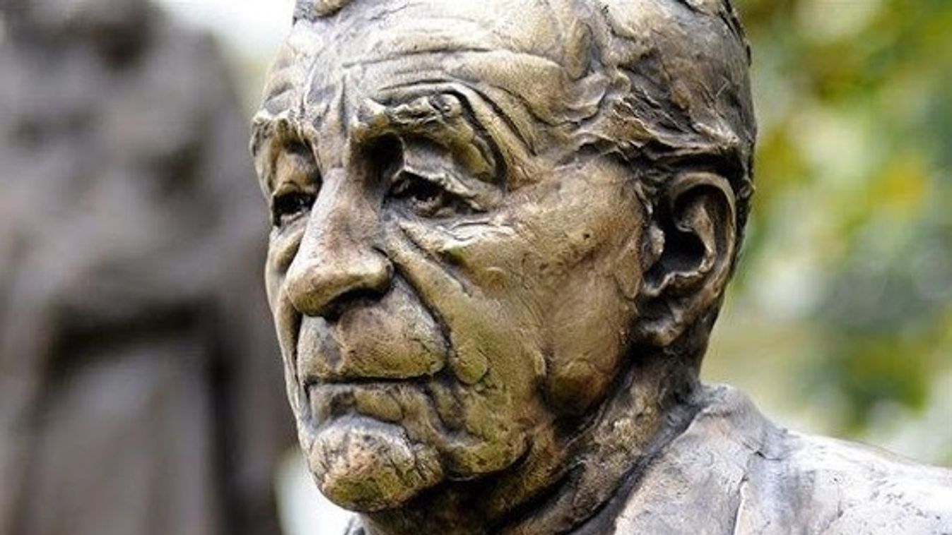 Huszonnyolc éve hunyt el Wass Albert