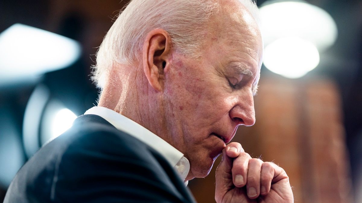 Az amerikai hírszerzés szerint Zelenszkijék több száz millió dollárt szántak Biden 2024-es kampányára