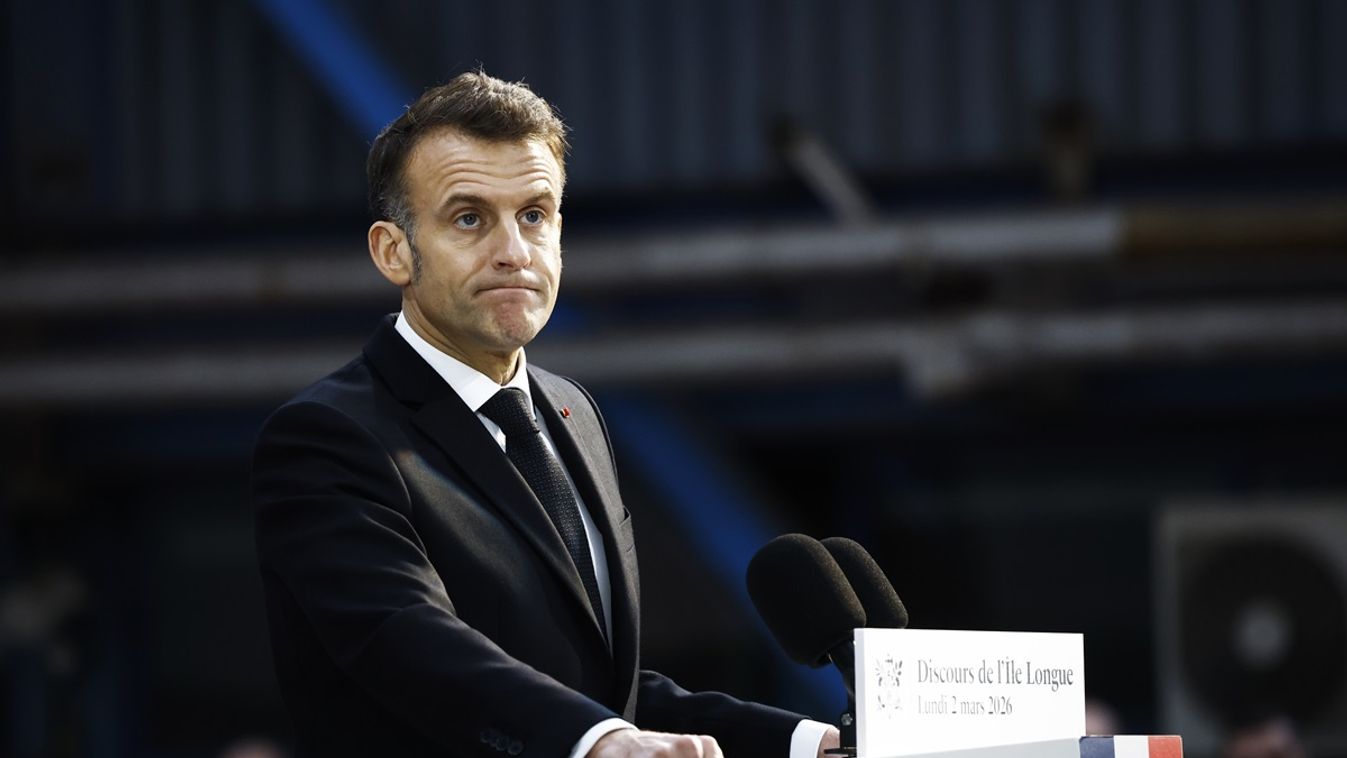 Íme Macron francia elnök, aki kijelentette, Franciaország nem része a háborúnak, és nem hagyja, hogy belevonják