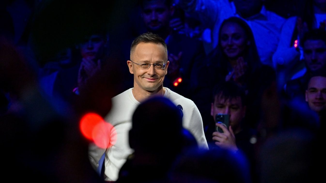 Szijjártó Péter: a drámai áremelkedések miatt azonnal vissza kell engedni az orosz energiát Európába