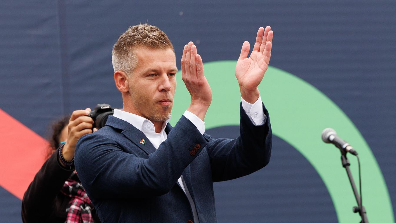 A balos közvélemény-kutatásokkal kozmetikázó Magyar Pétert így köpték szembe a magyarok