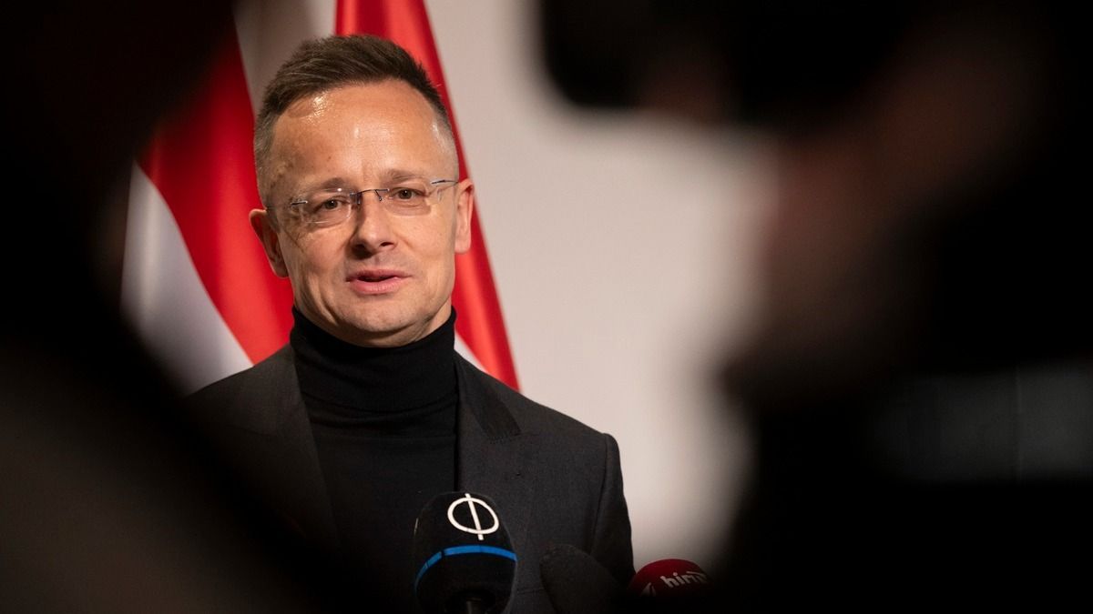 SZIJJÁRTÓ Péter magyar külügyminiszter