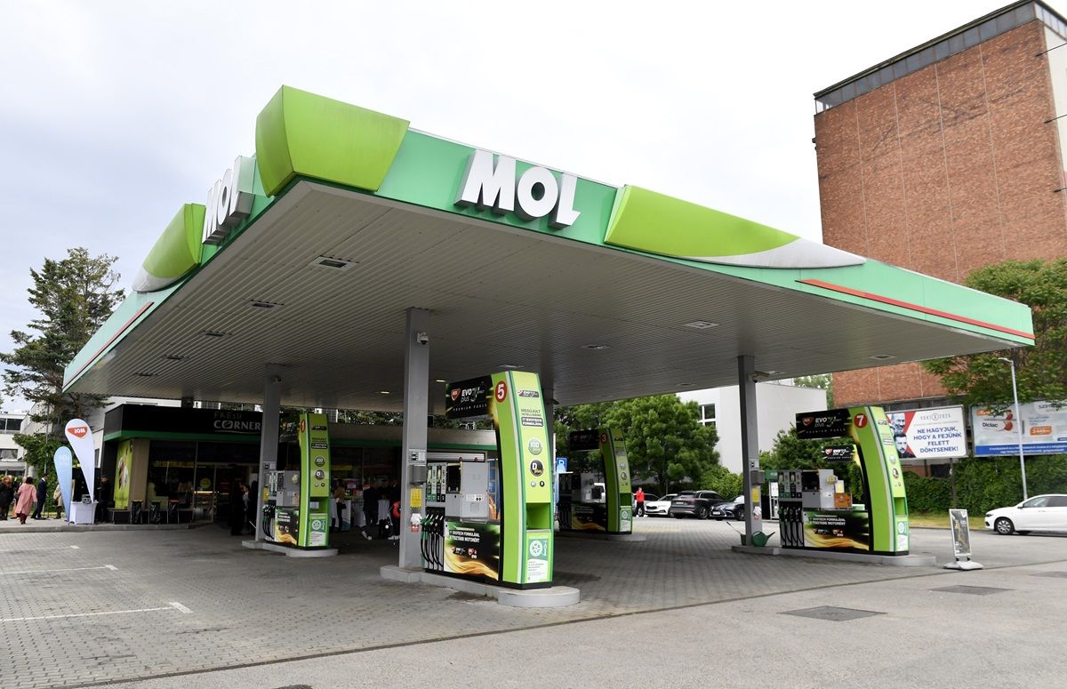 mol