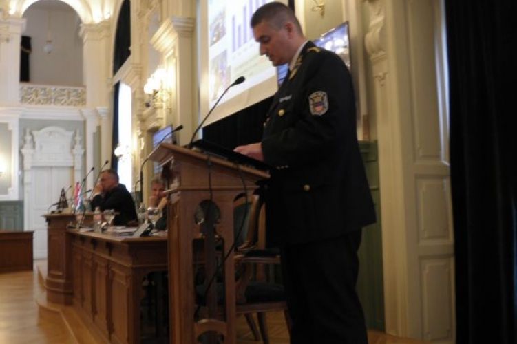 VÁDAT emeltek a kapitány ellen