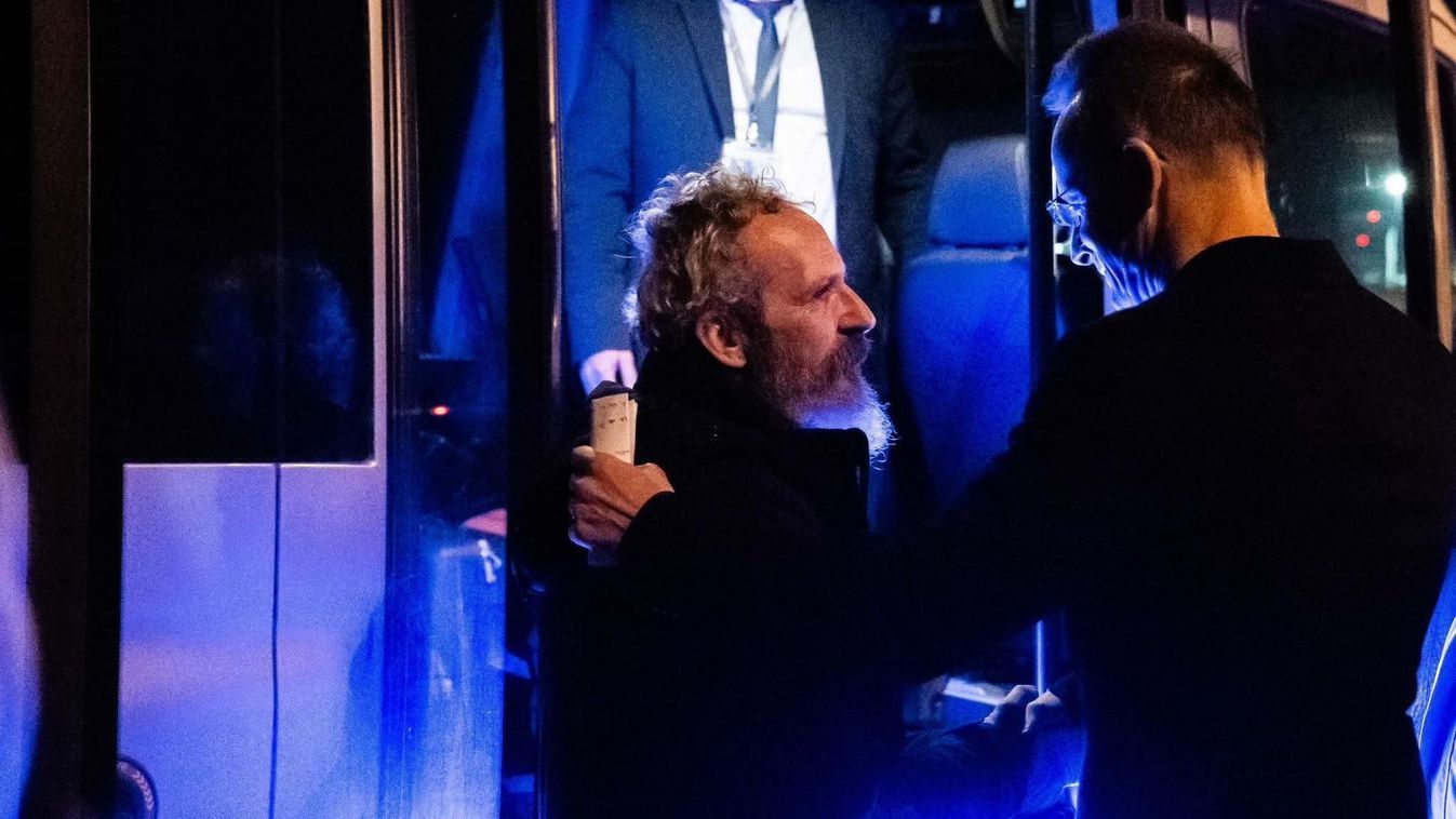 A kárpátaljai hadifoglyok szabadon engedésében is csak a rosszat látják az ellenzékiek