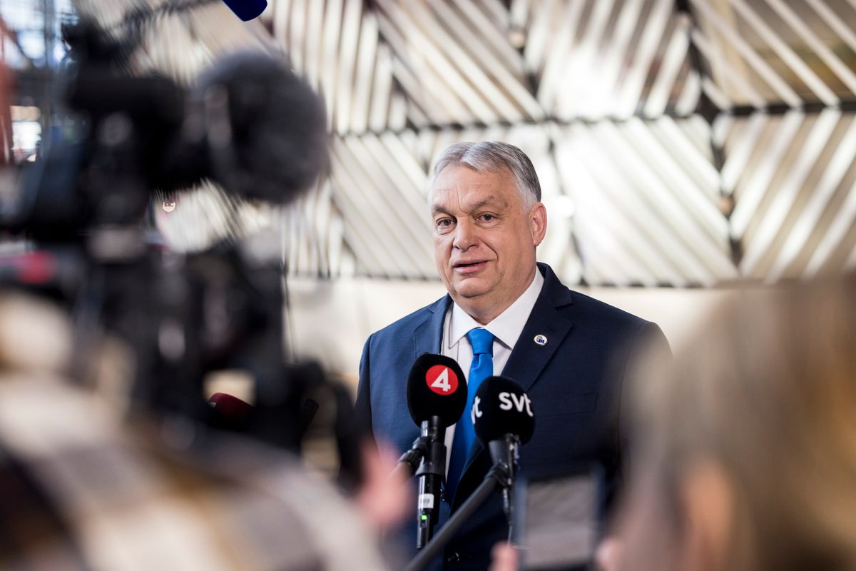 Politico ORBÁN Viktor
