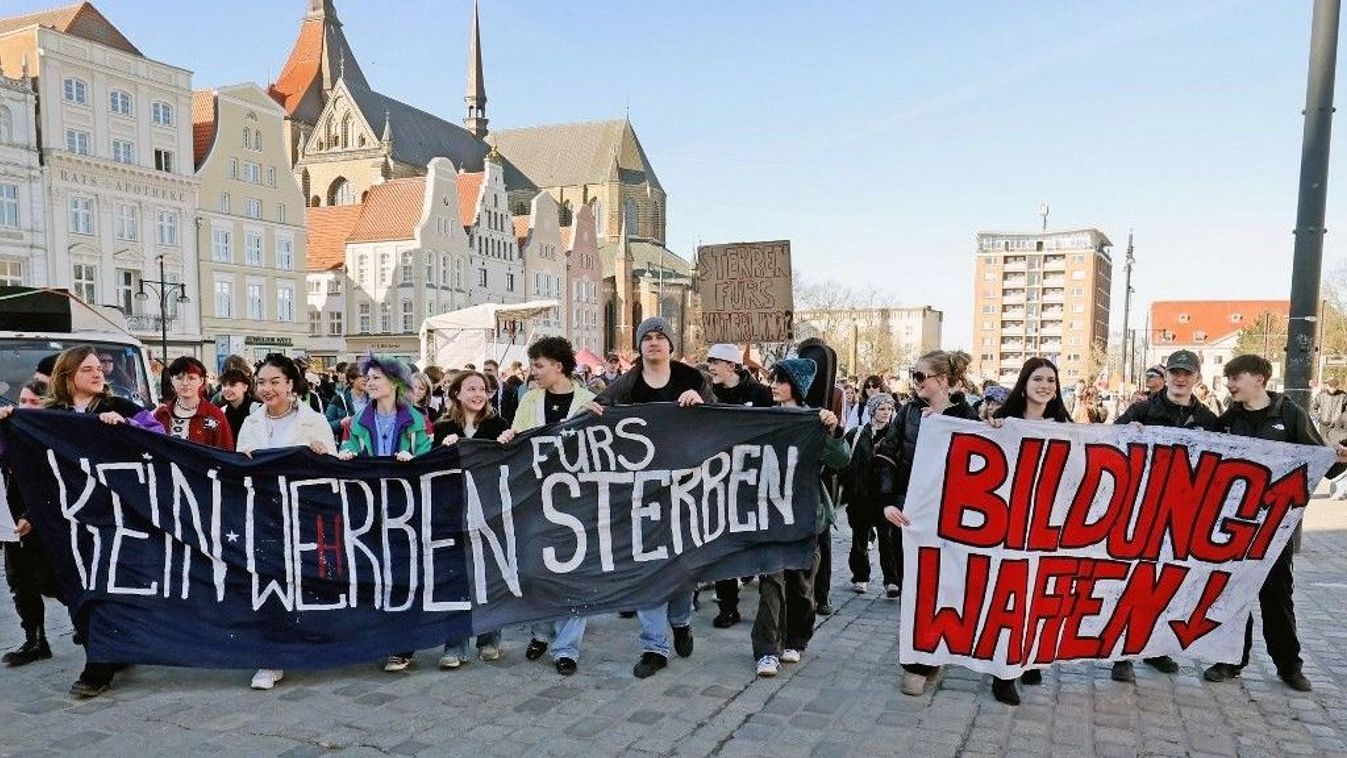 A német fiatalok már érzik a háború szelét, a tiszások még nem