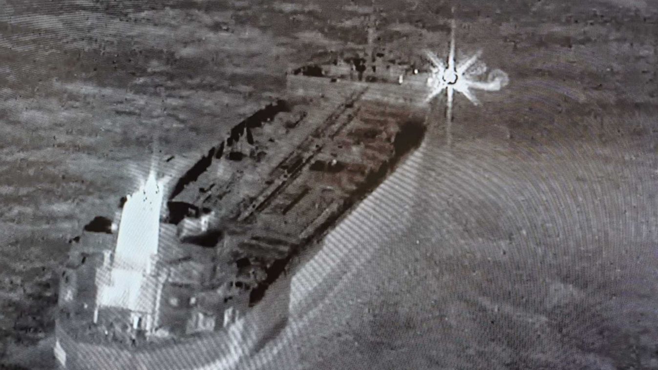 Belga kommandósok foglalták el az orosz árnyékflotta tankerét az Északi-tengeren