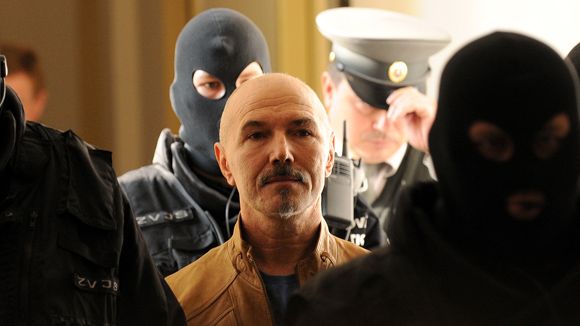 KINEK az érdekében beszél Rohác