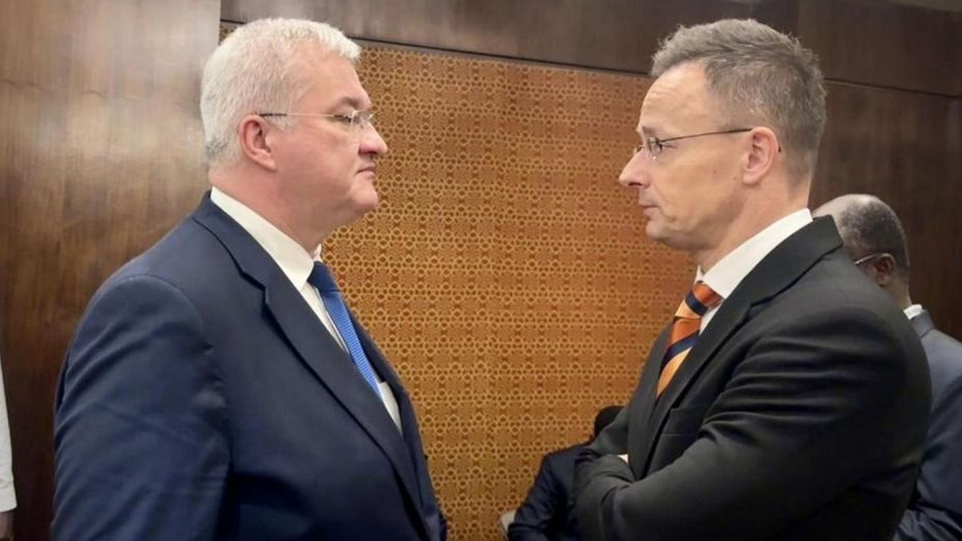 Ahogy közeledik a választás napja, úgy válik egyre nyíltabbá az ukrán beavatkozás