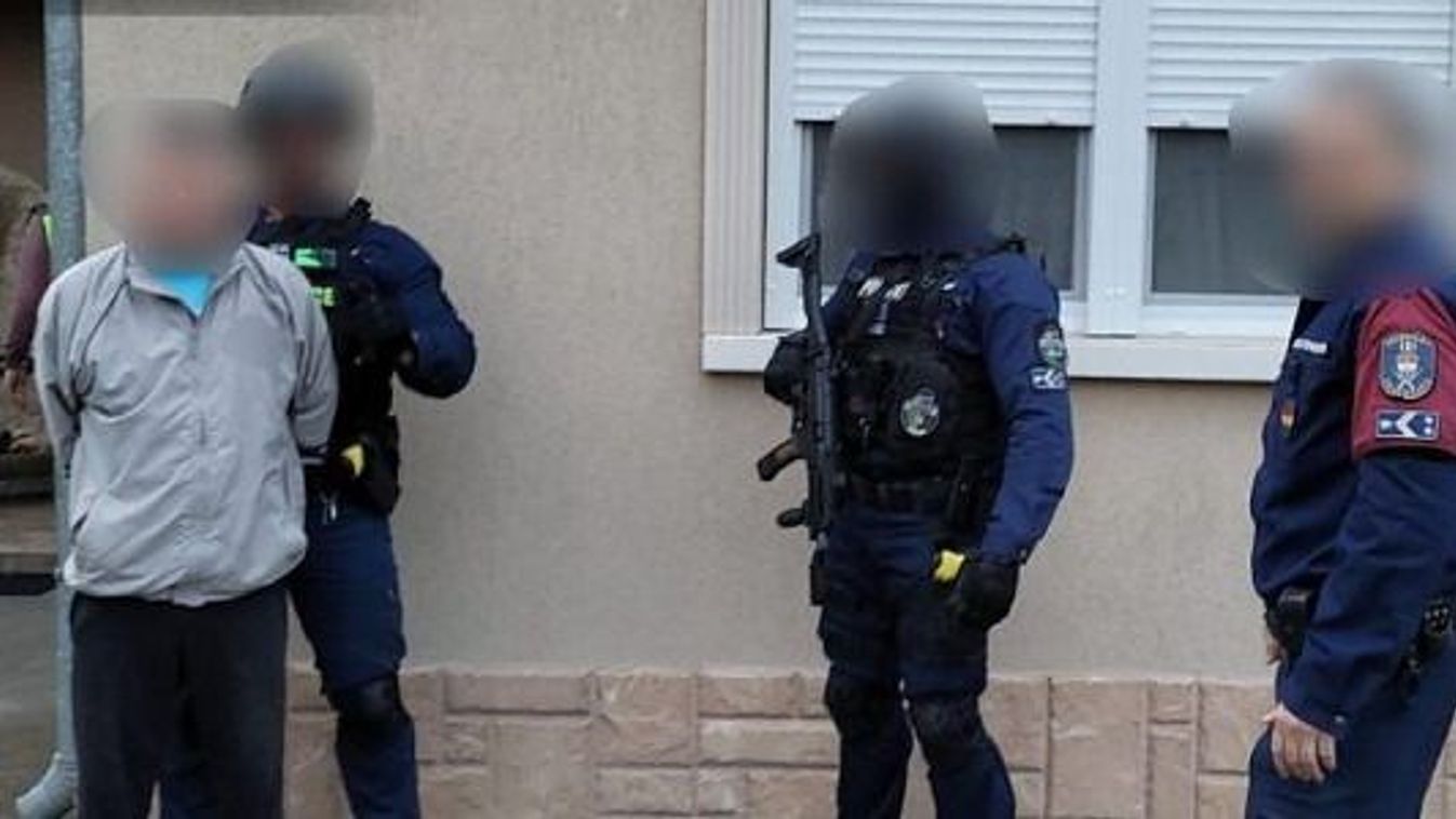 Félszáz korrupt határrendész áll bíróság elé