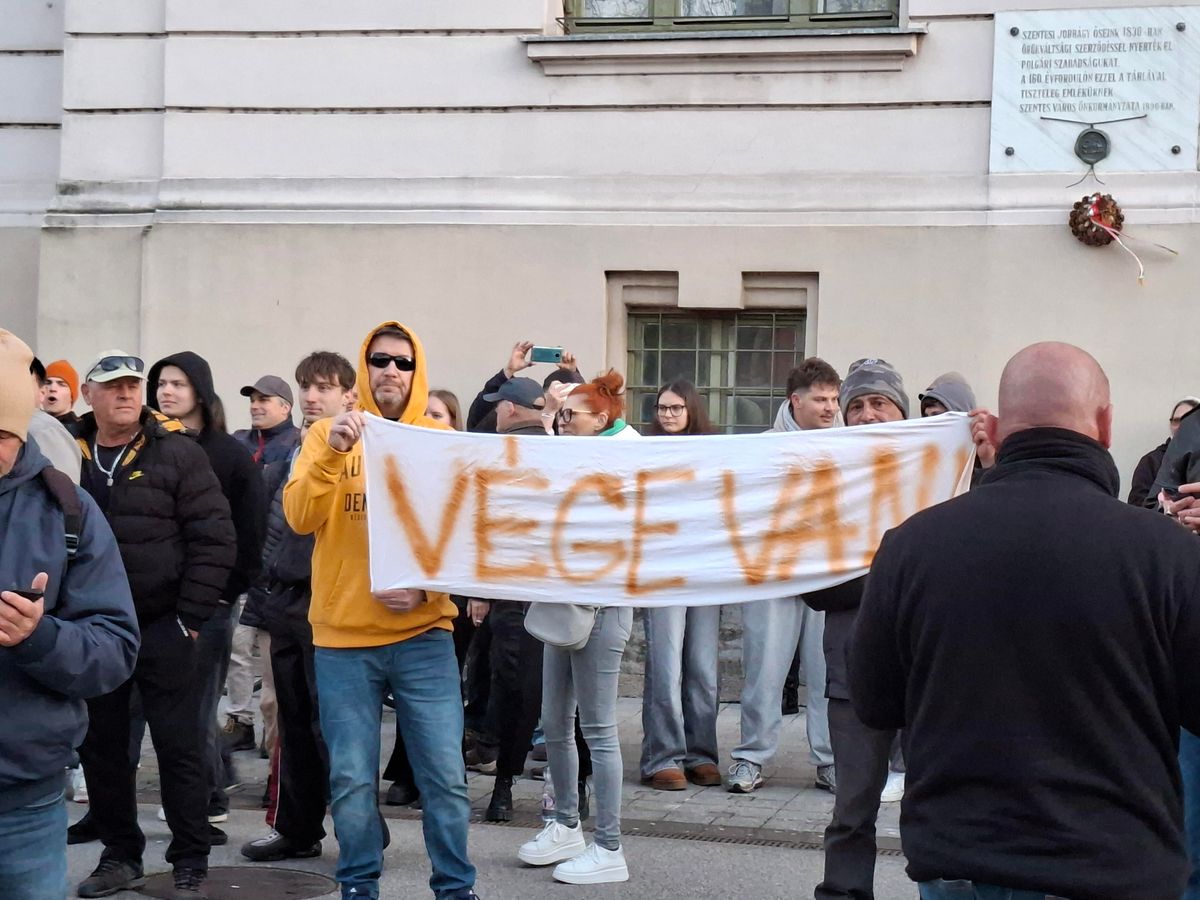 Látlelet a tiszás gyűlölködőkről. Válaszokat nem tudnak adni, de gyűlölnek rendületlenül.