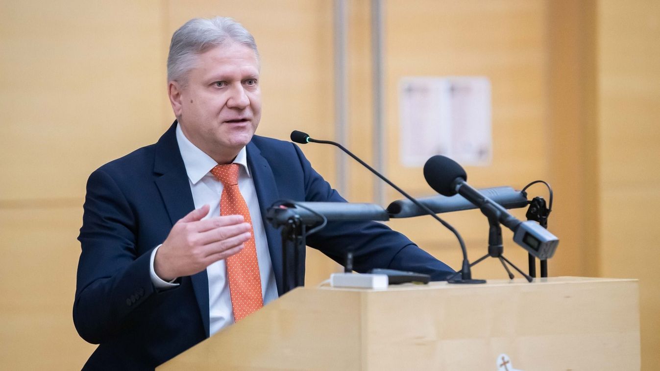 Rendőrtábornok a bankbiztonságból – miért lenne jó a Tisza-kormánynak?