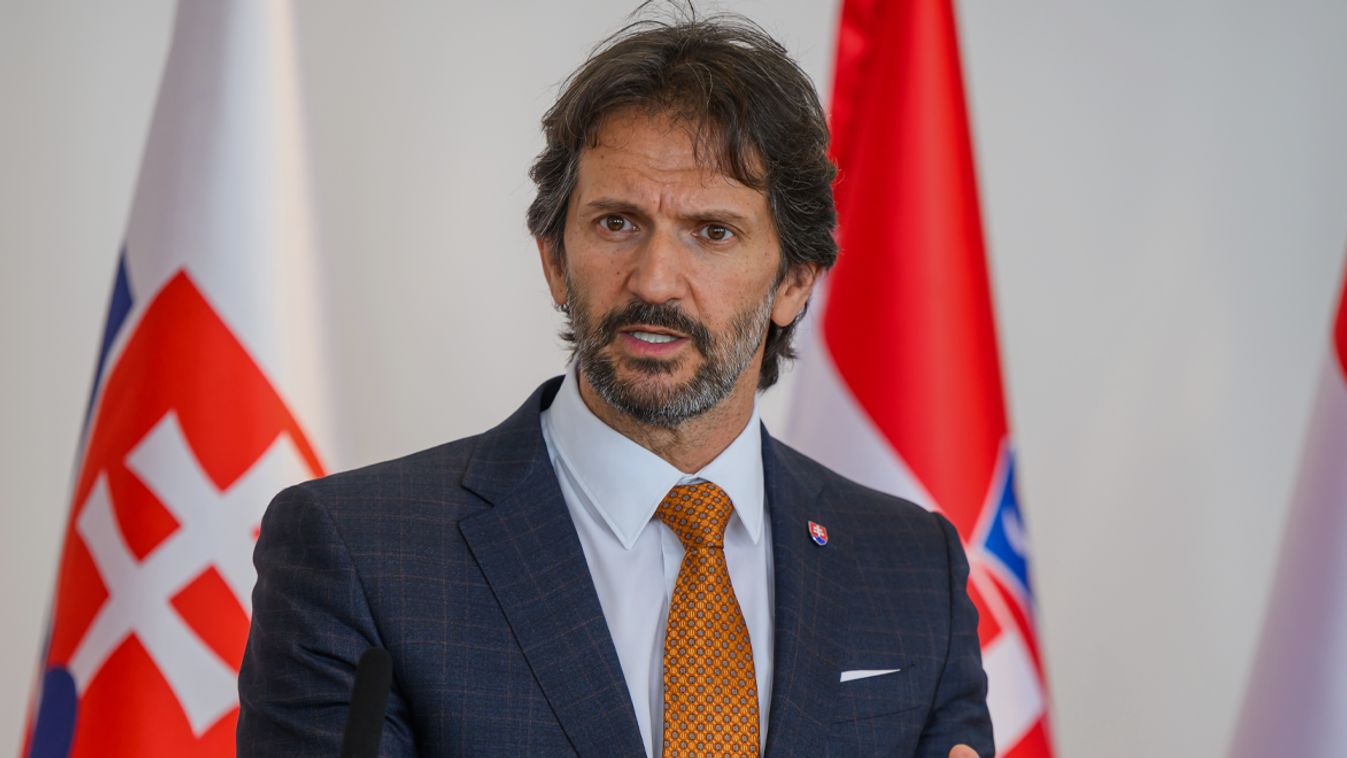 Robert Kalinák. Kiemelt kép: Foto: TASR/Jaroslav Novák