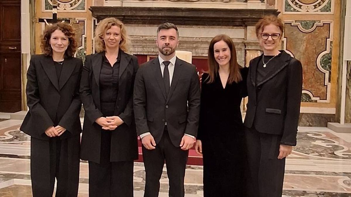 Kollár Kinga a pápára hivatkozik, aki viszont egészen mást képvisel, mint a Tisza Párt