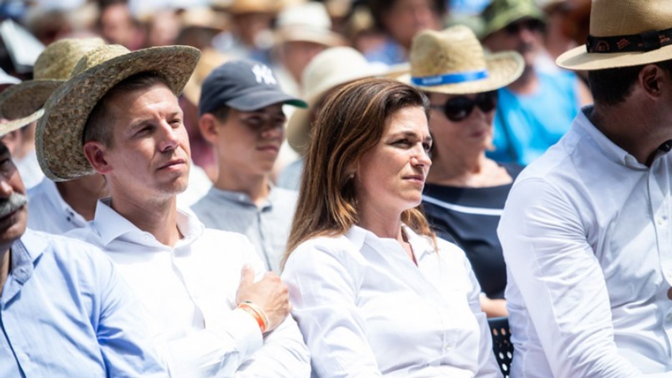 Az ügyészség szerint nem sértett személyi szabadságot Magyar Péter