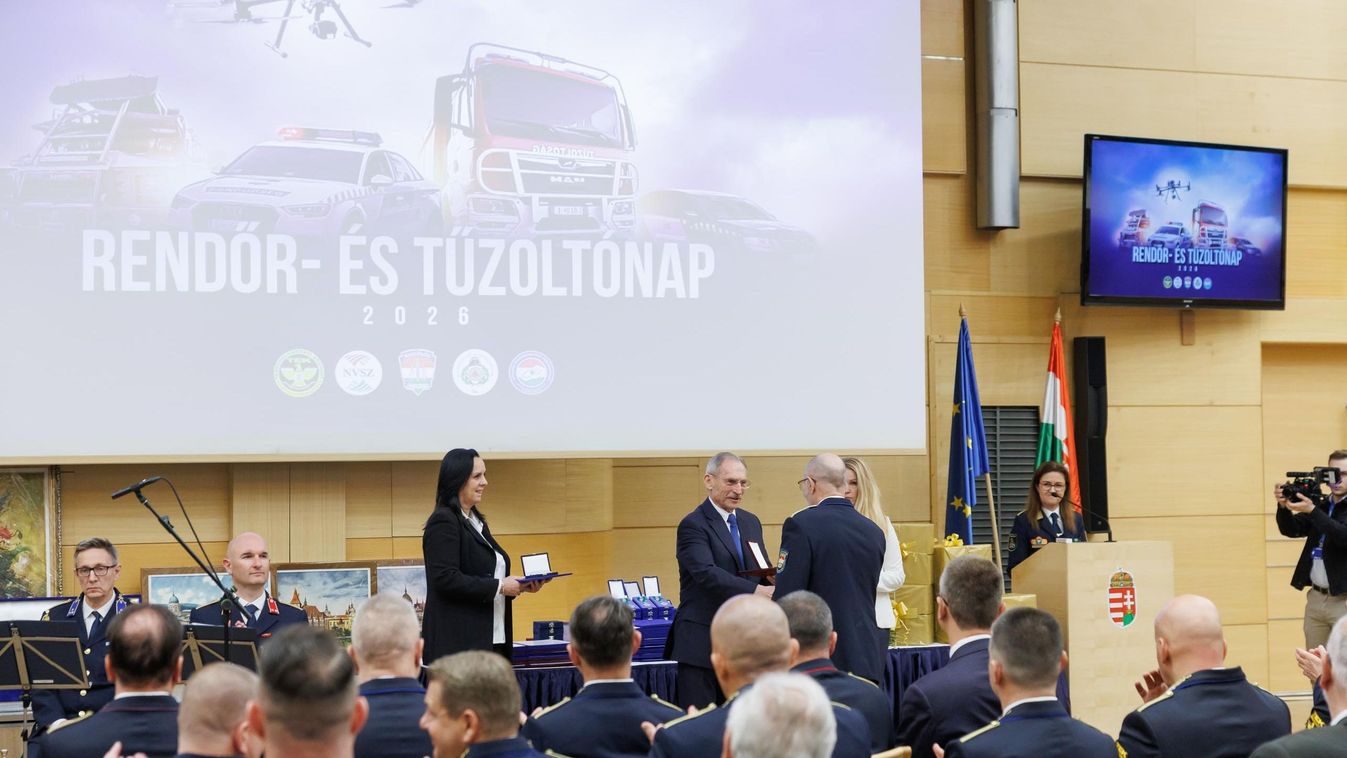 Pintér Sándor, a világrekorder belügyminiszter