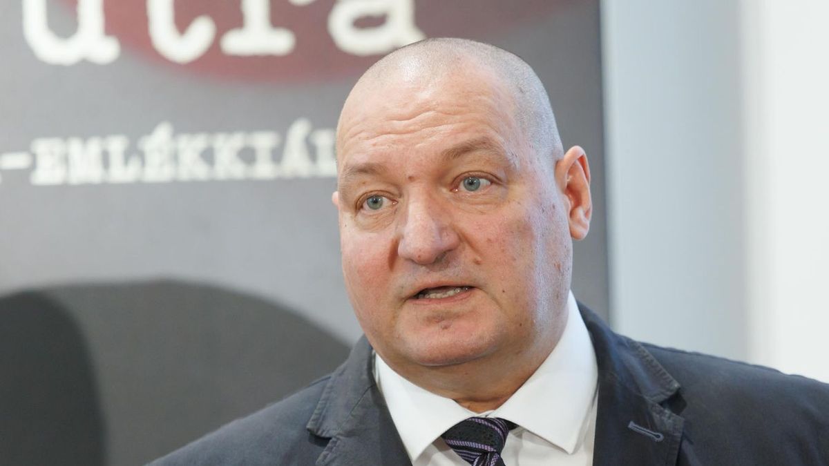 Németh Szilárddal az árulásról és az árulókról beszélgetett Stefka István.