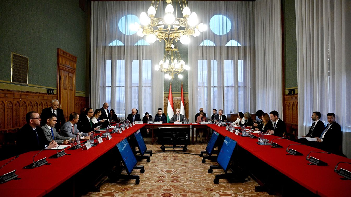 Új Országgyűlés: megvan az alku a bizottságokról, formálódik a veszélyhelyzeti megoldás