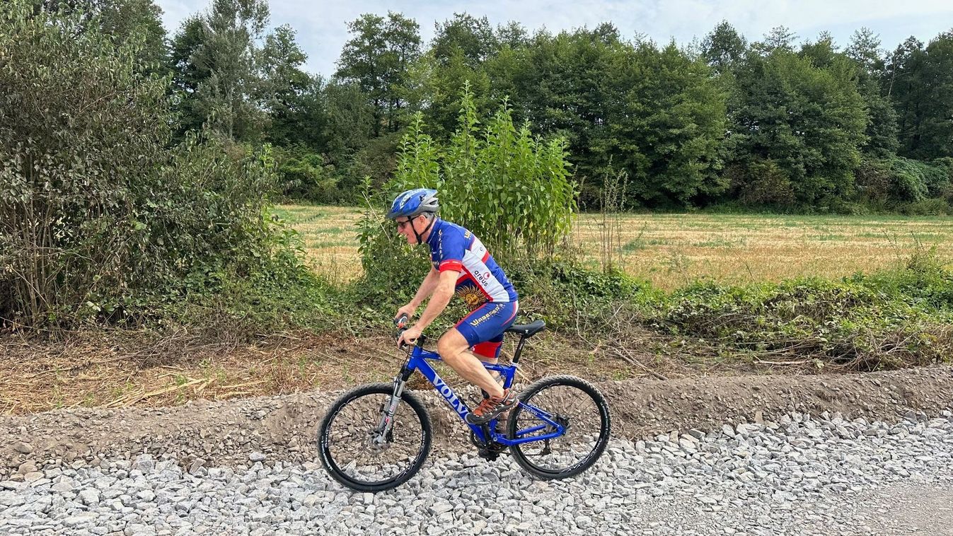 Helyretették az átálló milliárdost, aki nemrég még a kormányt dicsérte