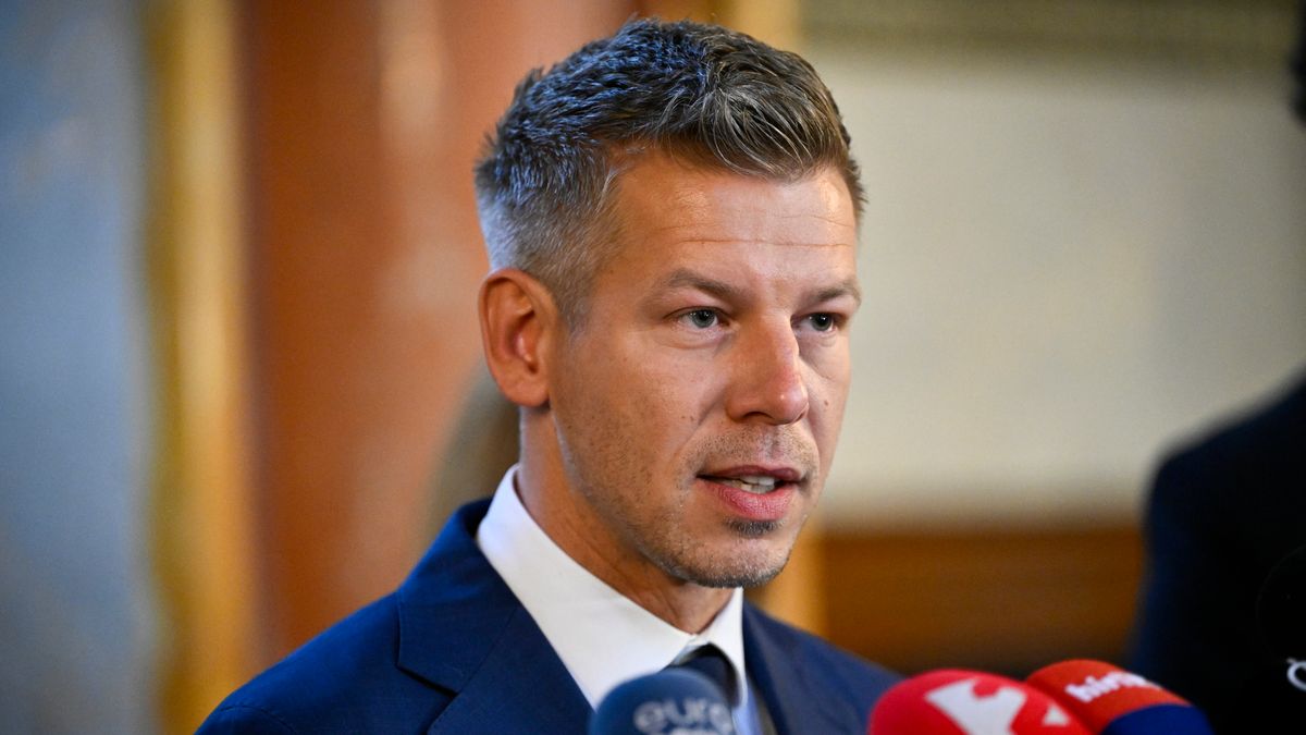 A Z-generáció már megfenyegette Magyar Pétert, hogy dühös lesz rá, ha nem robbant ki háborút Magyarország és Izrael között