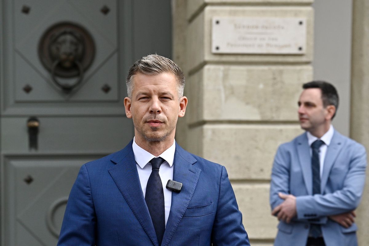 SULYOK Tamás; MAGYAR Péter