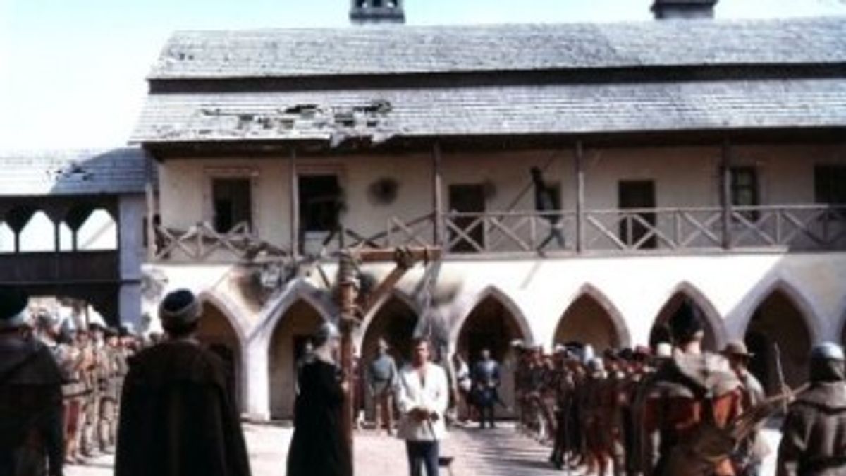 Sorra bújnak elő Hegedüs hadnagyaink