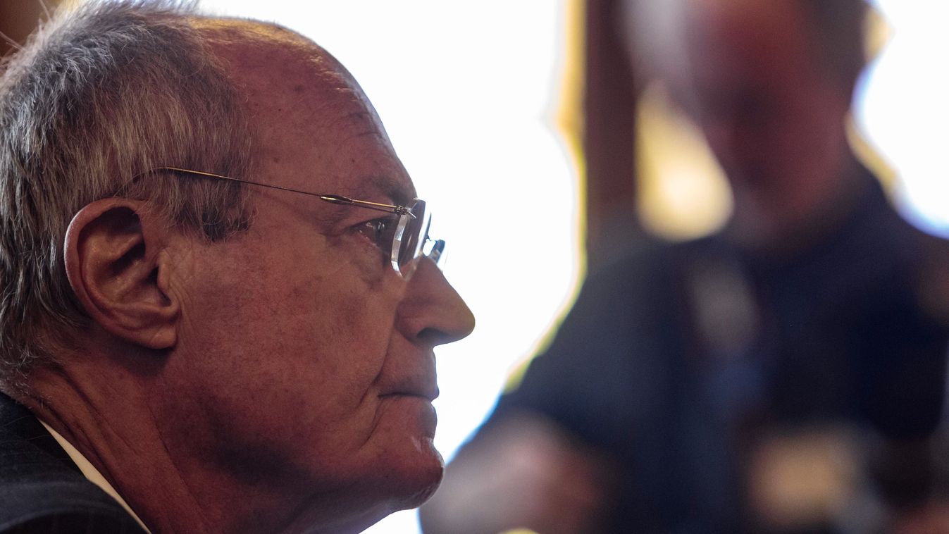 Ügynökakták nyilvánossága? Mit akarnak kitakarni vele?