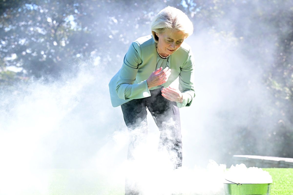 titkosszolgálat VON DER LEYEN, Ursula