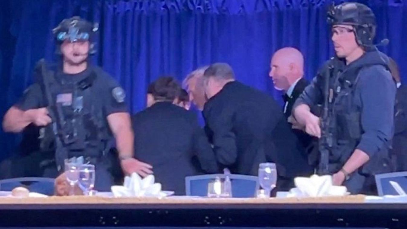 Ismét megpróbálták lelőni Donald Trumpot, akit ki kellett menekíteni egy díszvacsoráról