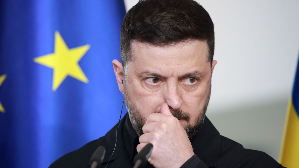 Zelenszkij szívhatja az orrát és a fogát, az ukrán elnök és környezete ismét súlyos korrupciós vád alá került.