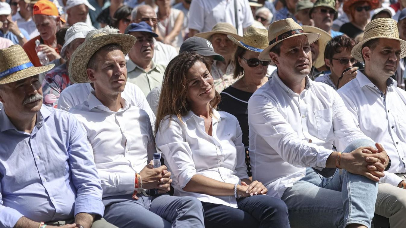 Nerlegényből felszabadító lett Magyar Péter