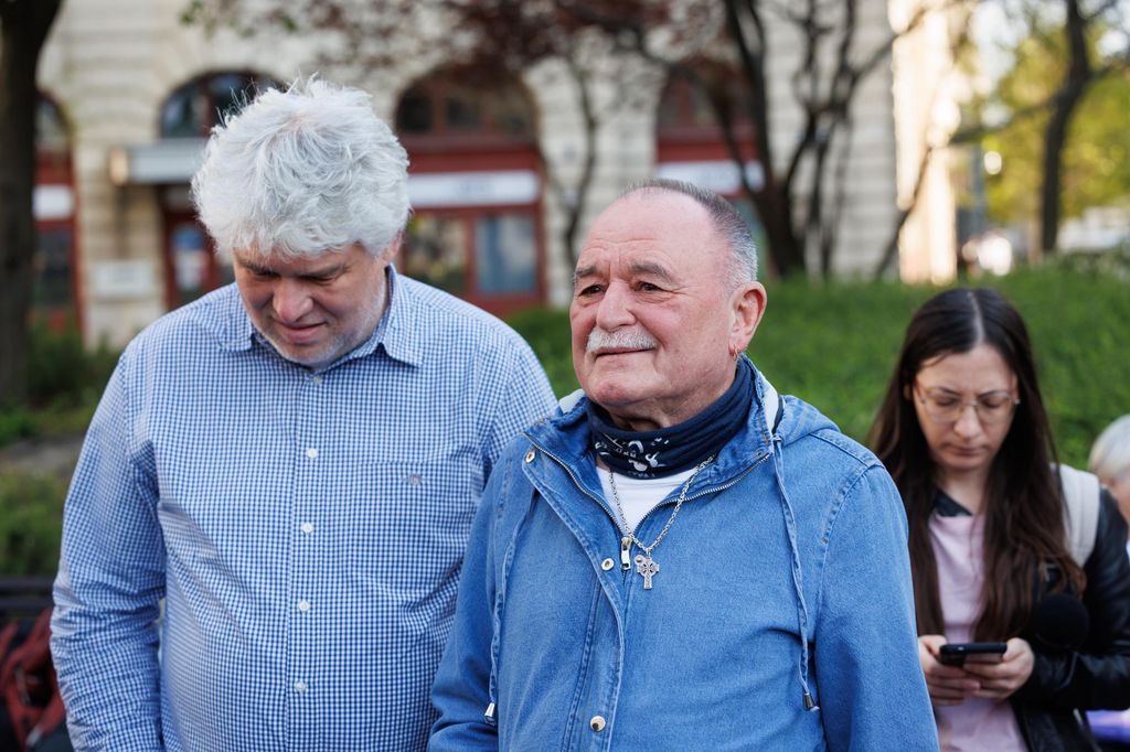 20260416 -- A Pesti Srácok és a Nemzeti Maximumért Alapítvány Magyar Úton Gyűlés nevű rendezvénye a Vértanúk terén. Nagy Feró // fotó: Hatlaczki Balázs