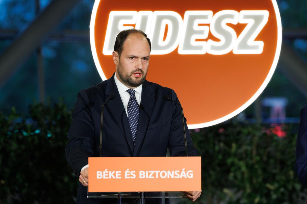 20260412 -- A Fidesz választási eredményvárója a Bálnában. Nacsa Lőrinc // fotó: Hatlaczki Balázs
