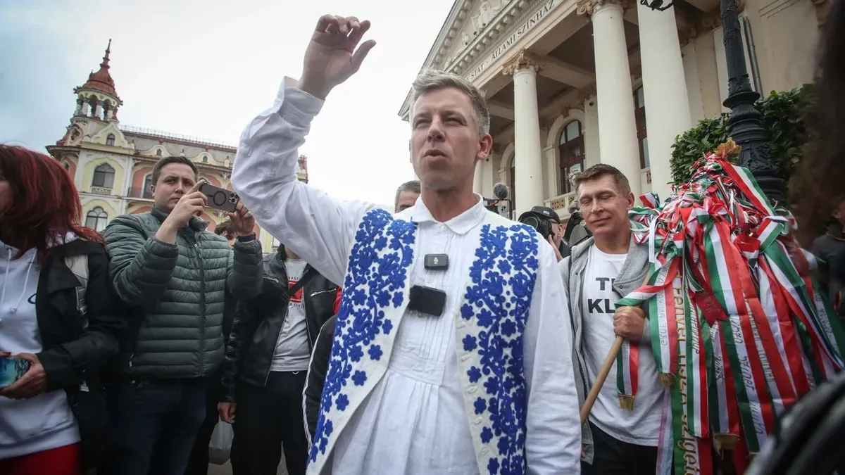 A heterogén Tisza-tábor máris irányítani akarja Magyar Pétert