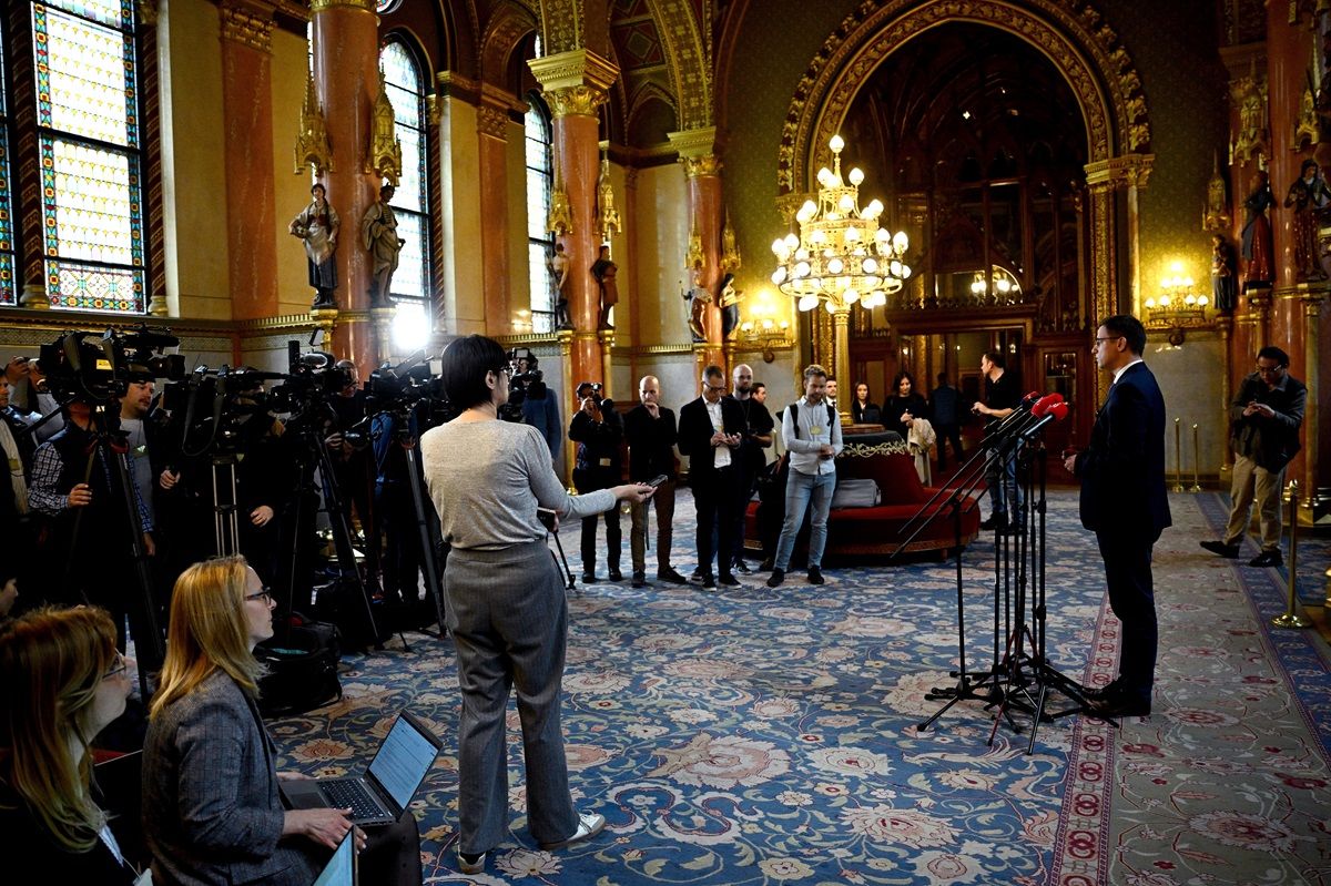 fidesz GULYÁS Gergely