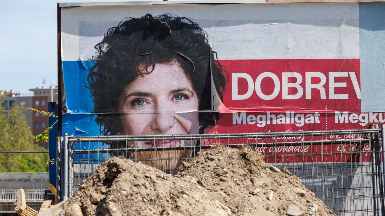 A hobbipártok is elnökválasztásosdit játszottak – Megújult a Jobbik is, meg a DK-is