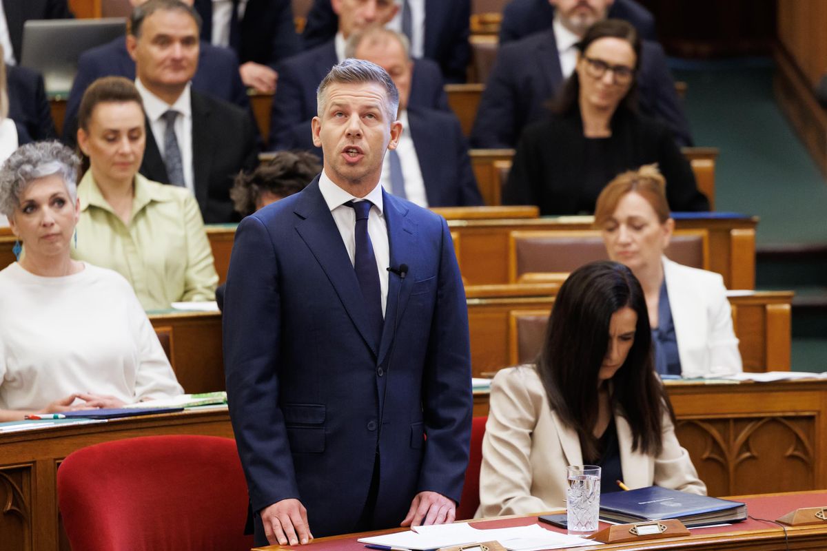 A kormányfő és gondozói