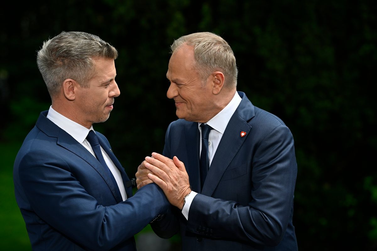 TUSK, Donald; MAGYAR Péter