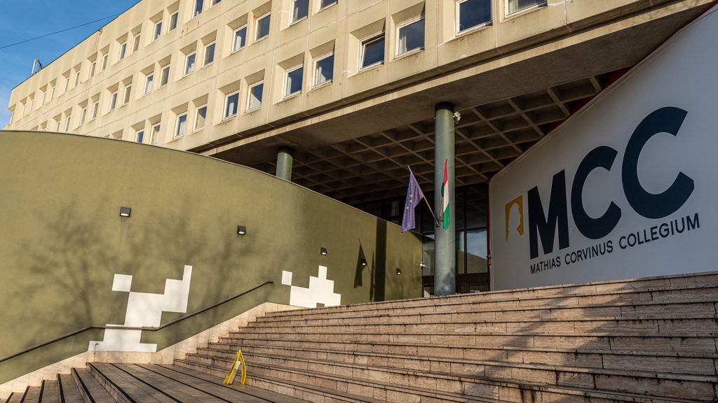 A miniszterelnök sógorának javaslatára államosít a Tisza