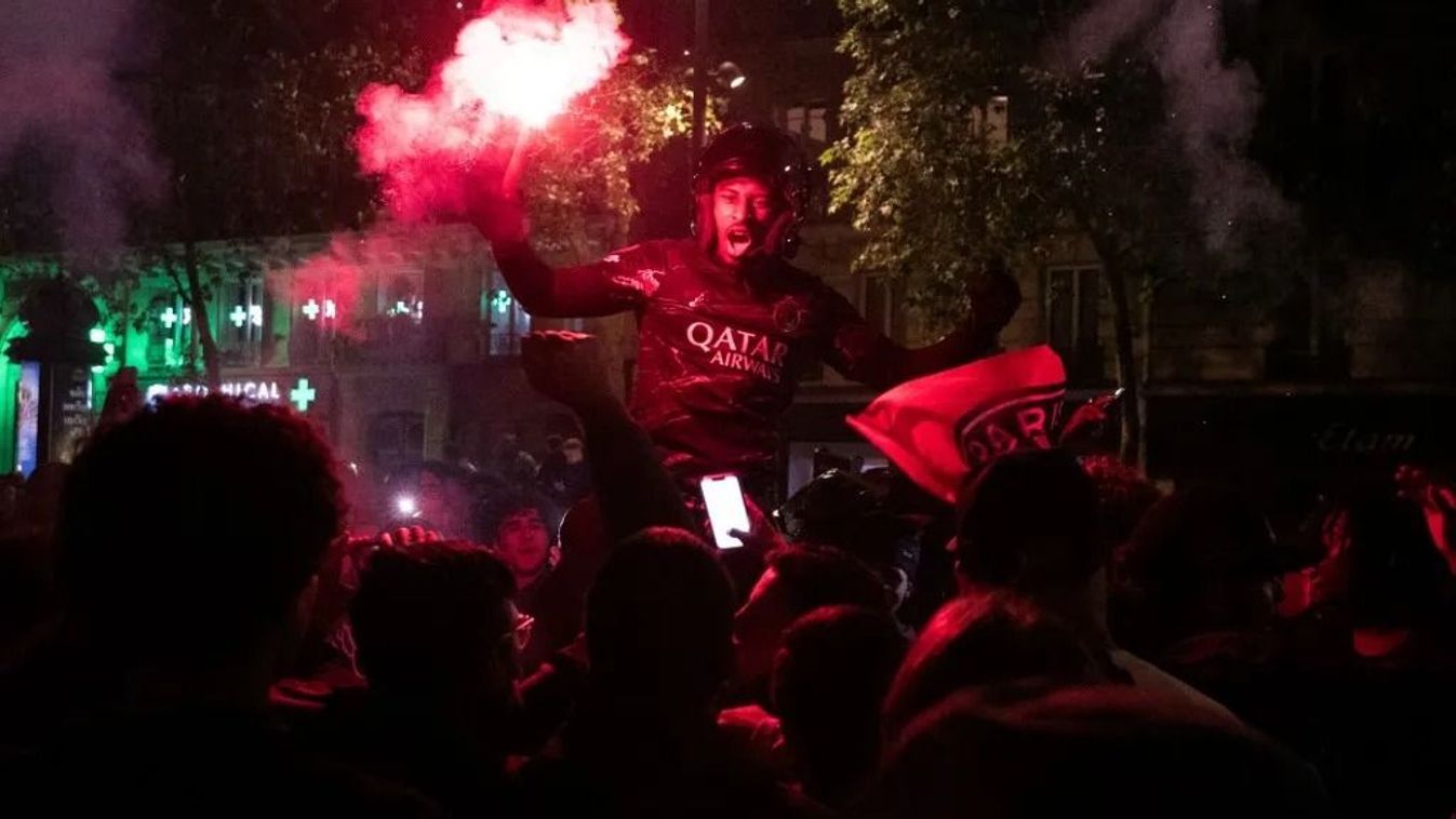 Az előbunyót már péntek éjjel megtartották a PSG és az Arsenal szurkolói (VIDEÓ)
