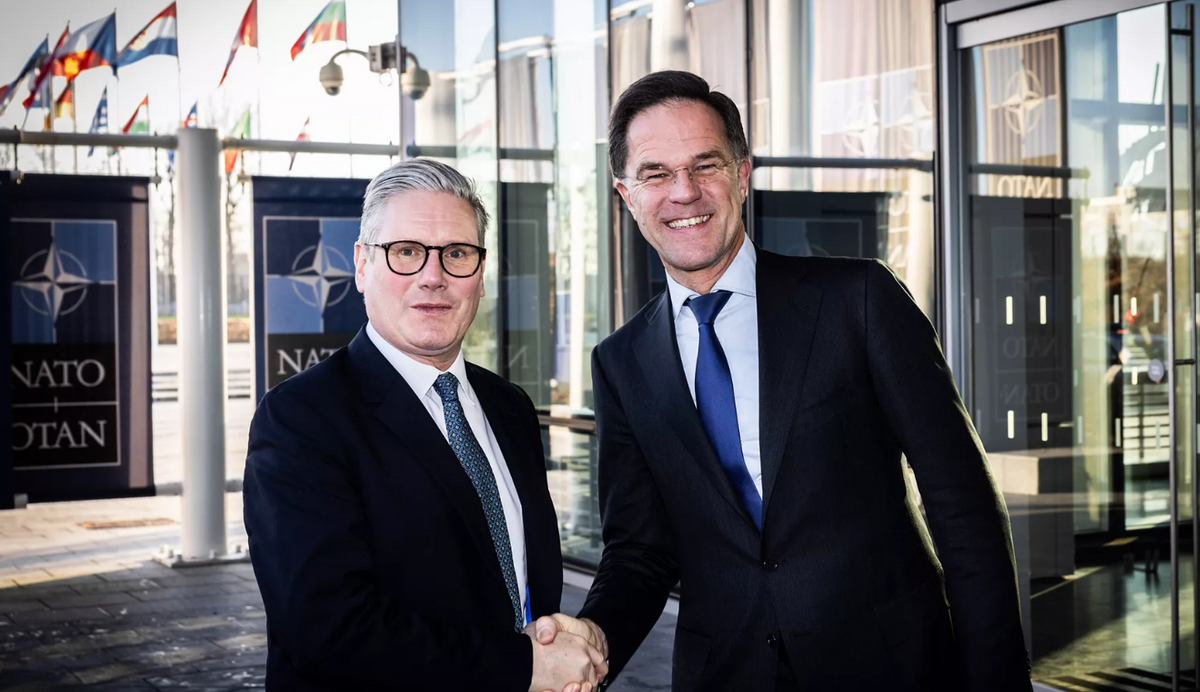 Keir Starmer brit miniszterelnök és Mark Rutte NATO-főtitkár között most nem volt meg az egyetértés.