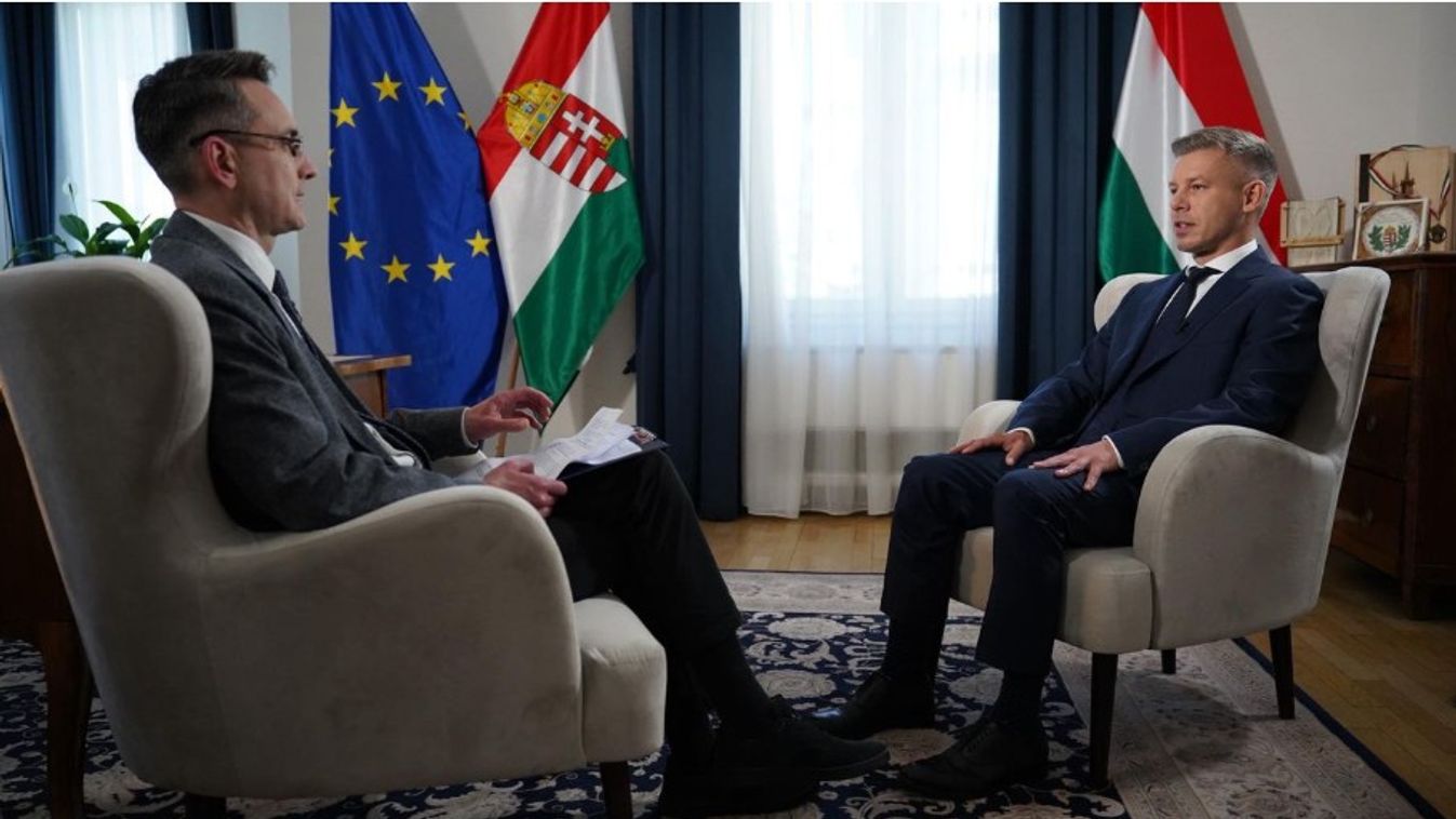 Csökkentené a képviselők és a polgármesterek fizetését Magyar Péter