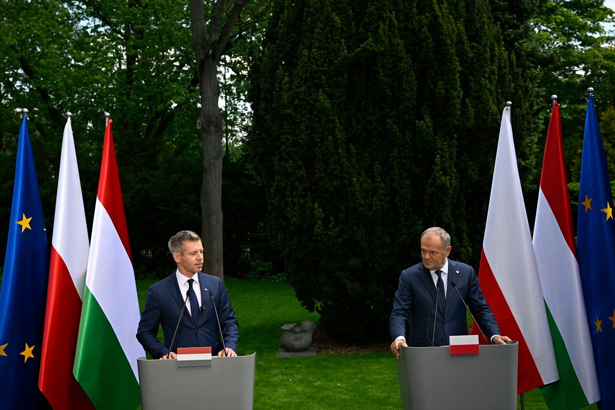 Magyar Péter legalább Donald Tusk előtt az volt, aki valójában. A lengyel vezető tudta mi a neve.