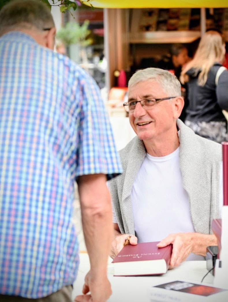 Gyurcsány Ferenc új szerepben lubickol, de azért ne felejtsük el, ki is ő valójában.